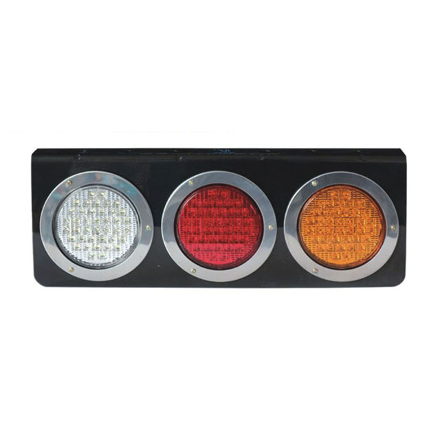 COMBINATION REAR LIGHT